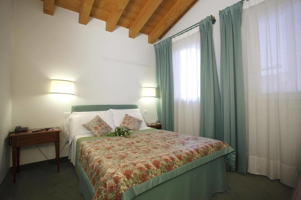 Albergo Al Moretto Castelfranco Veneto Eksteriør bilde