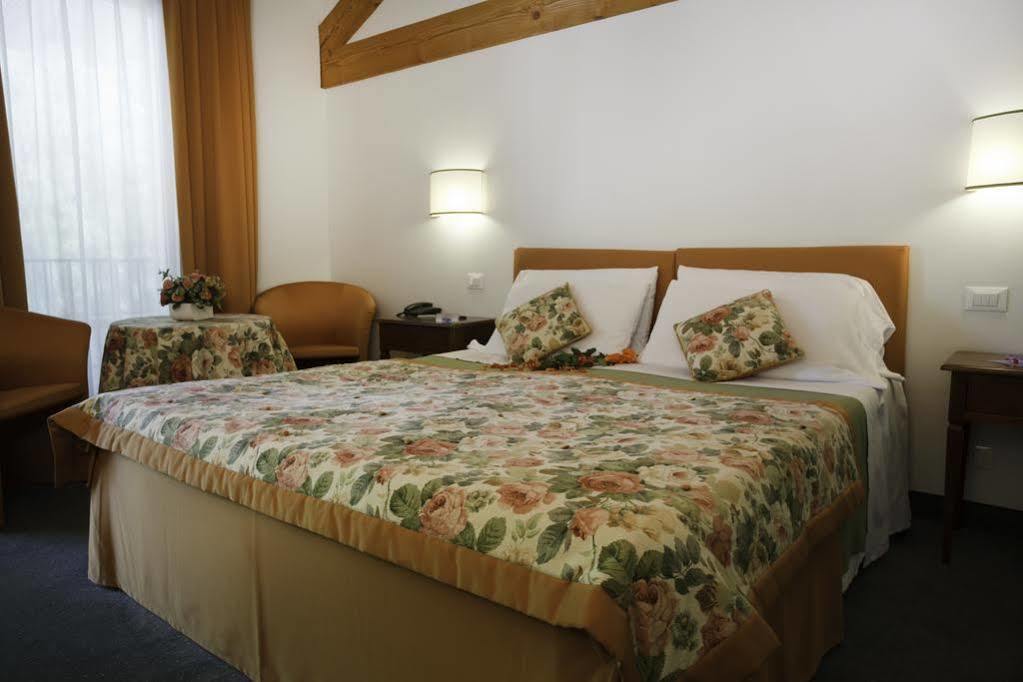 Albergo Al Moretto Castelfranco Veneto Eksteriør bilde